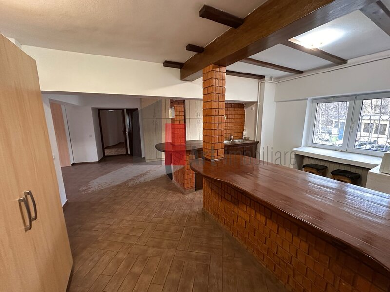 Ultracentral in Nerva Traian, spatiu de birouri 0% comision pentru chirias!